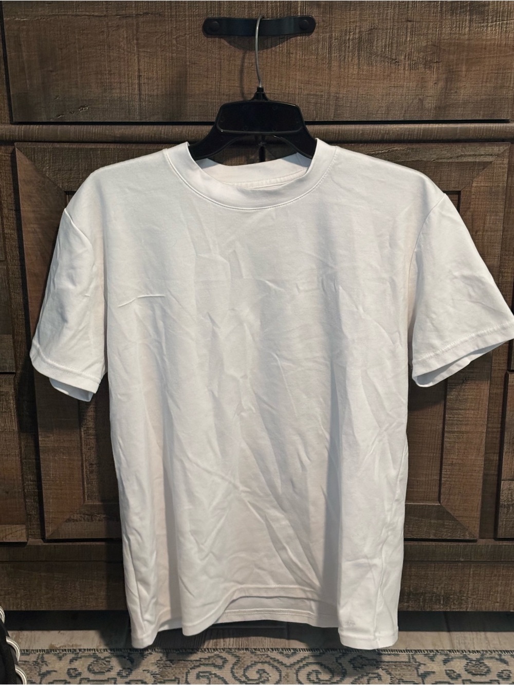 Hollister Classic White Crew Neck T-Shirt - Men's